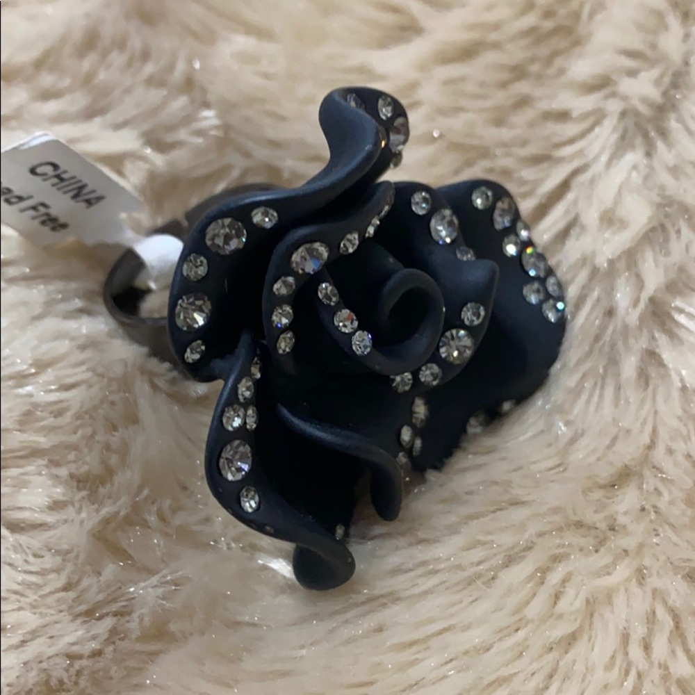 Chunky Flower Ring